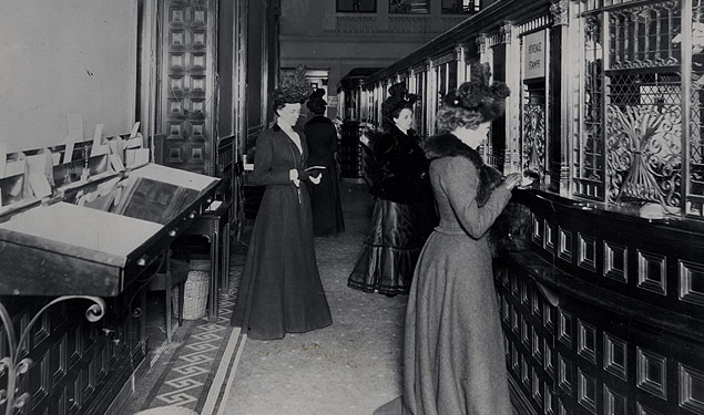 Fifth Avenue Bank, NY 1900